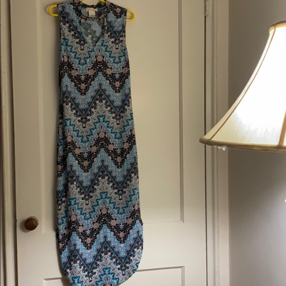 NWOT Ultra flirt multicolored dress with slits